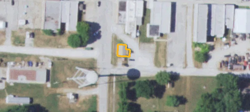 801 Golden Ave