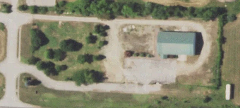 909 Hale Lk Rd