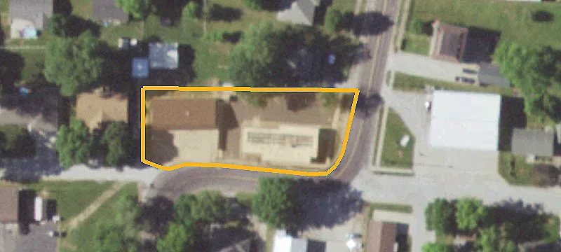 445 Moreau Ave