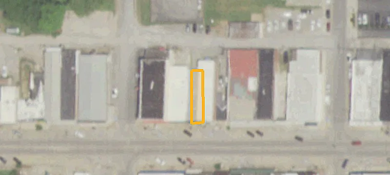 206 Main St