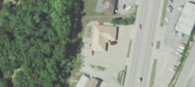720 Bishop Ave