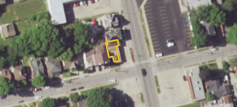 749 Main St