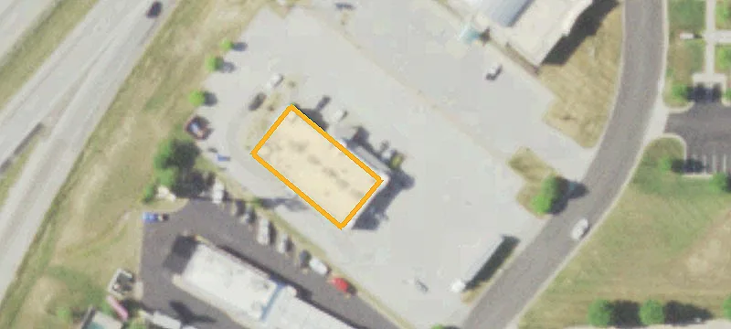1251 Banning St