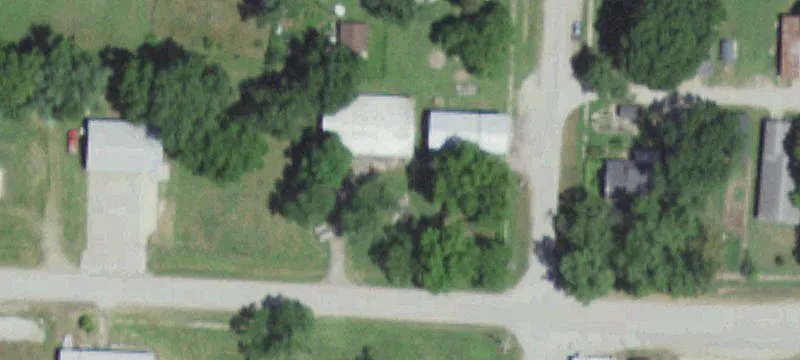 143 Oak St
