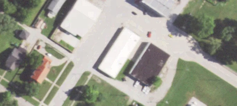 110 Gracia Ave