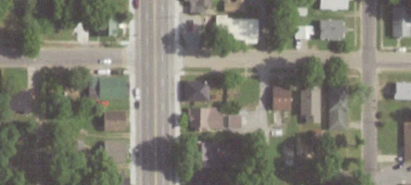 902 Main St