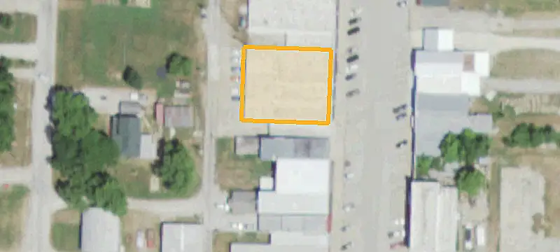 128 Main St
