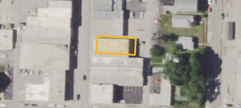 1913 Main St