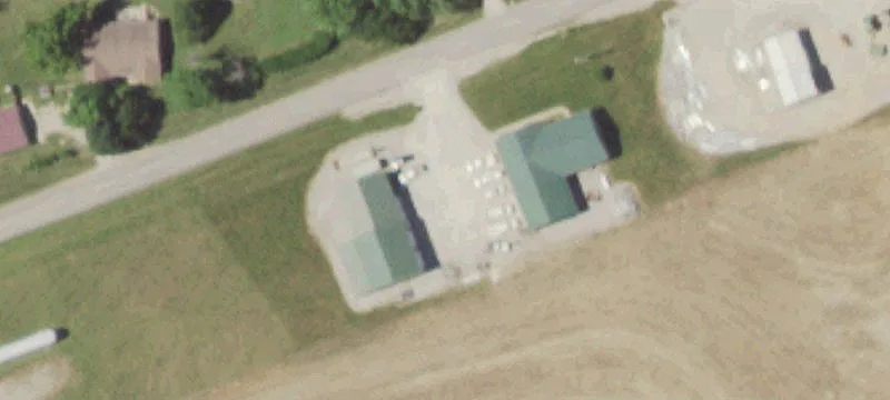 321 Row St