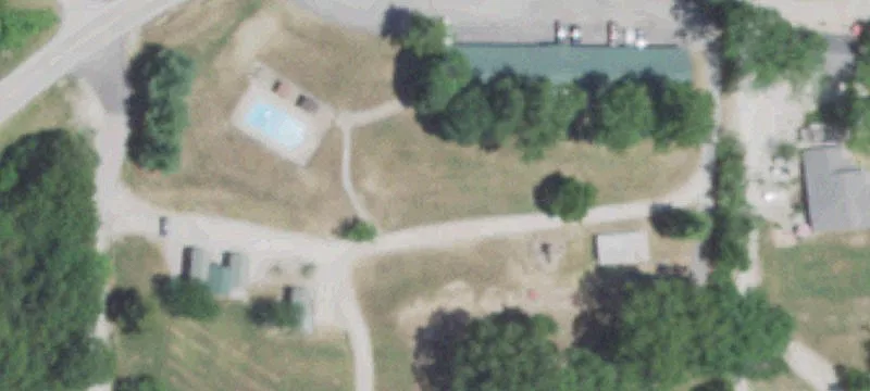 33 Bridgeport Cabin Ln