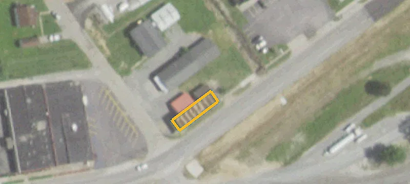 1326 Main St