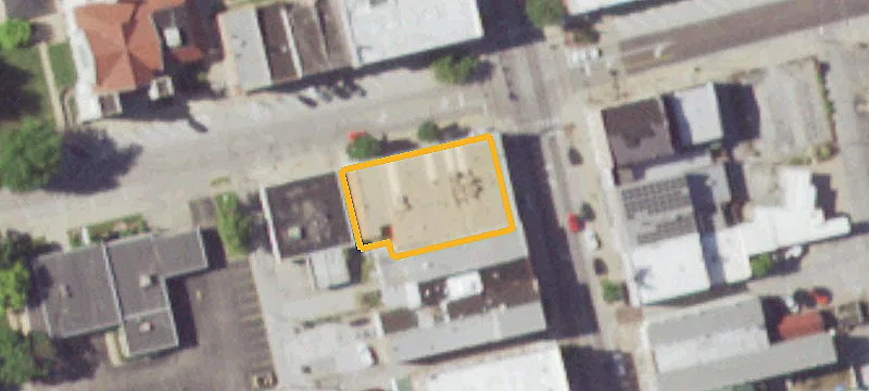 401 Main St
