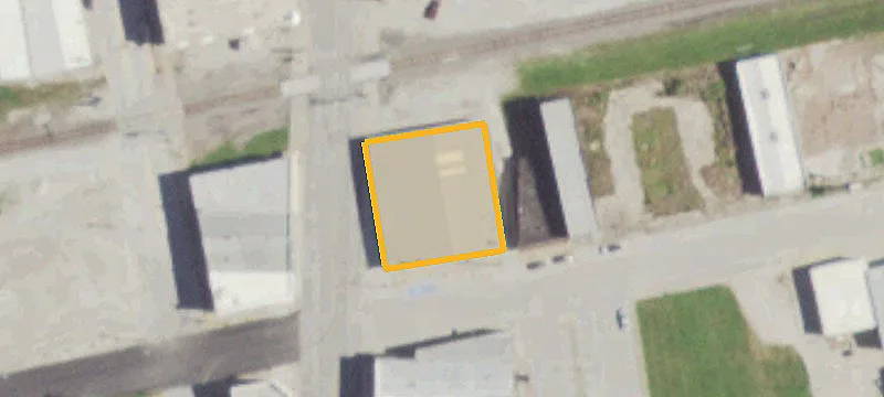 100 Main St