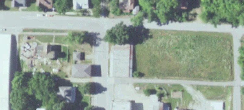 106 3rd St