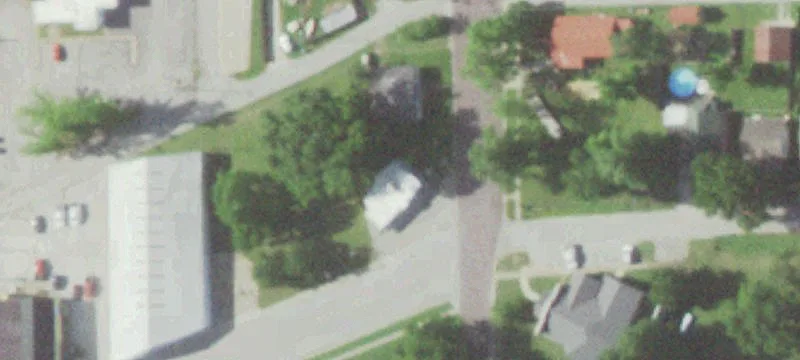 402 Main St