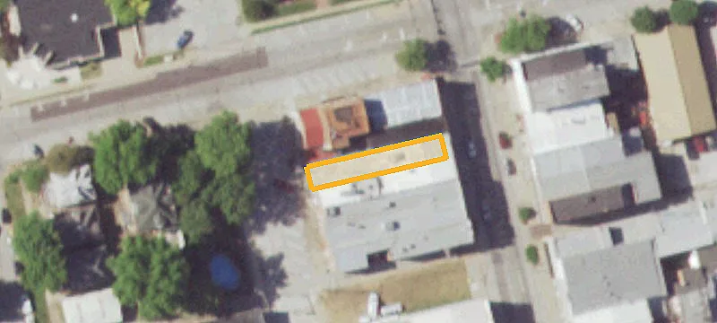 307 Main St