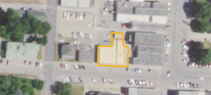 114 Main St