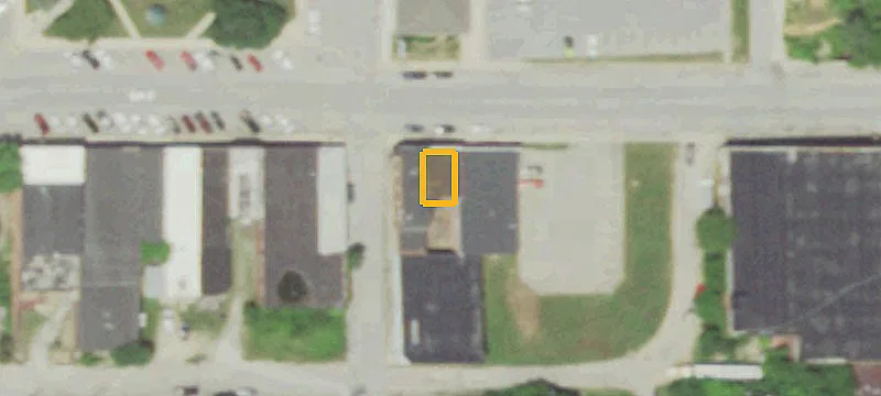 203 4th St