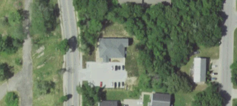 425 Pne Tree Rd