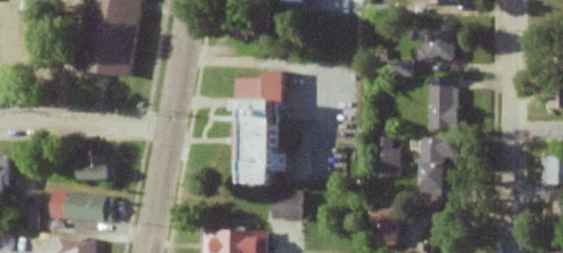 1124 Main St