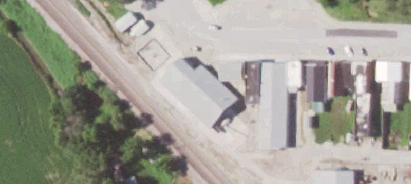 102 Commercial St
