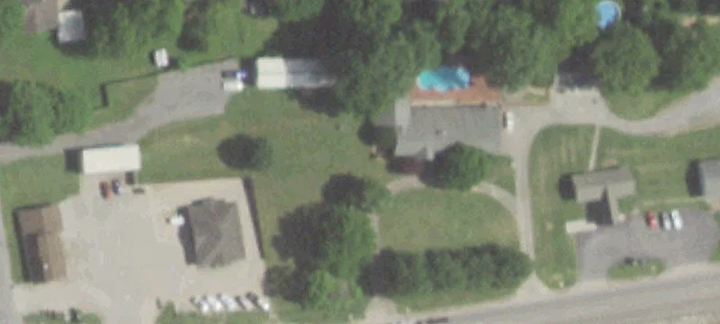 2216 Main St