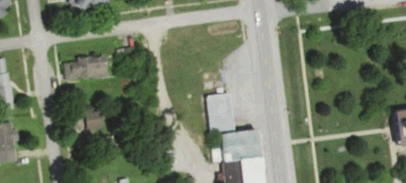 302 Main St