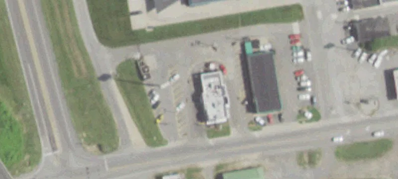 2608 Main St
