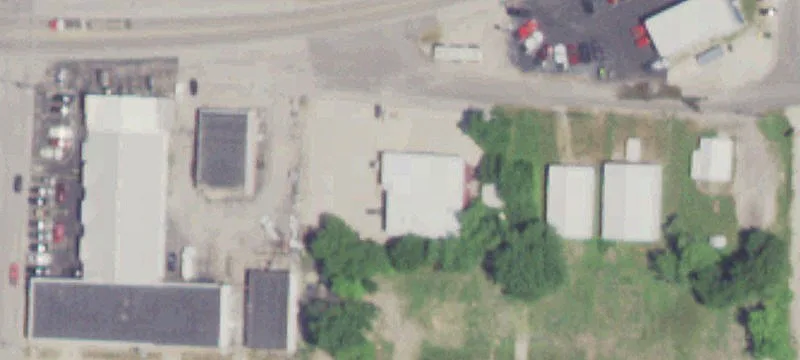416 4th St