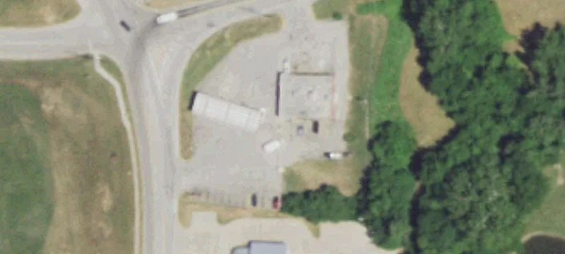 1801 Commercial St