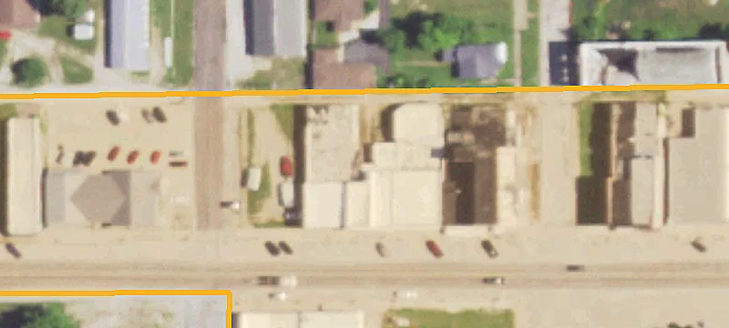 1712 Main St