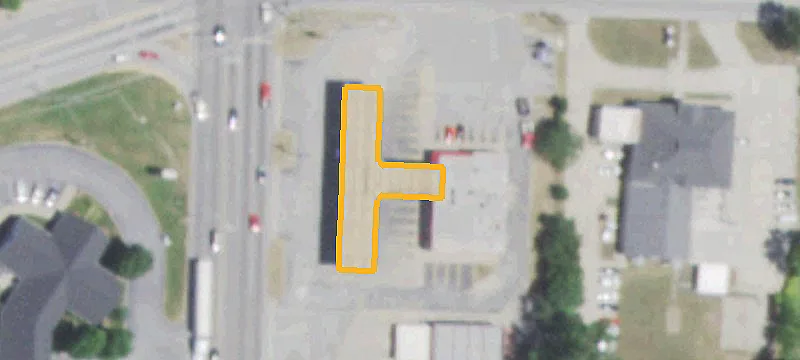 2587 Range Line Rd