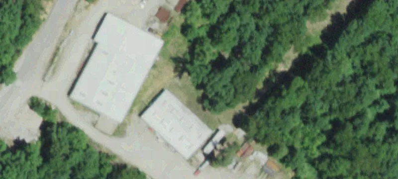 St