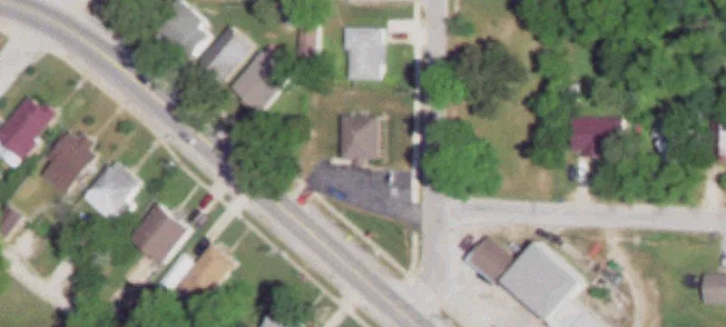 400 Commercial St