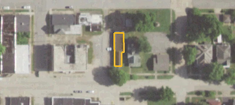 206 Commercial St
