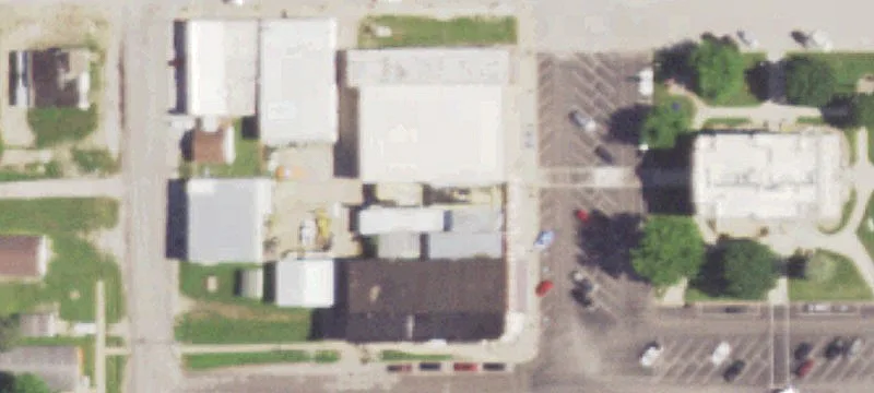 110 17th St