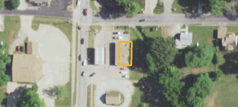 806 Main St