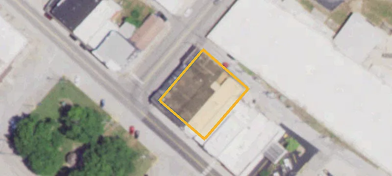 100 Commercial St