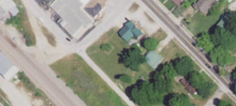 105 Oak Ave