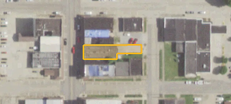 106 Main St
