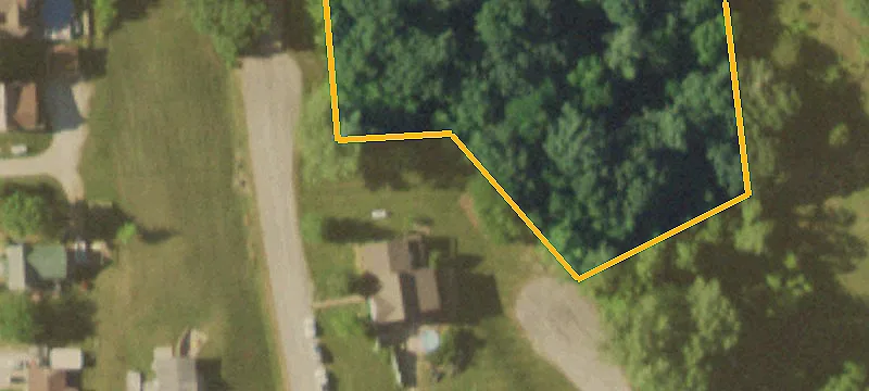 108 Loutre Ln