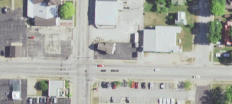 302 Main St