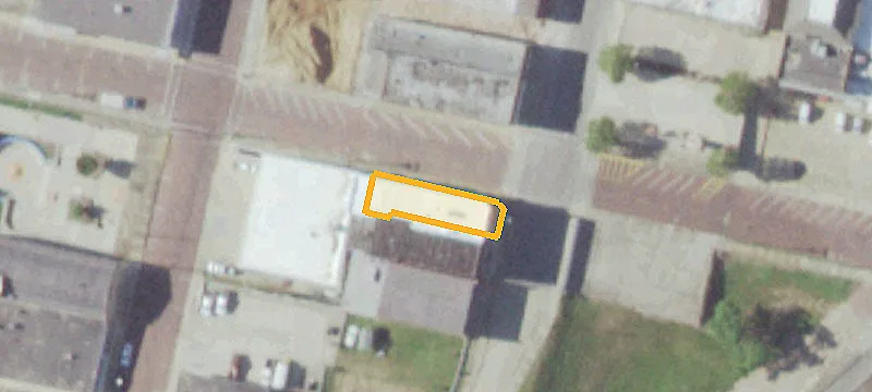 301 Main St
