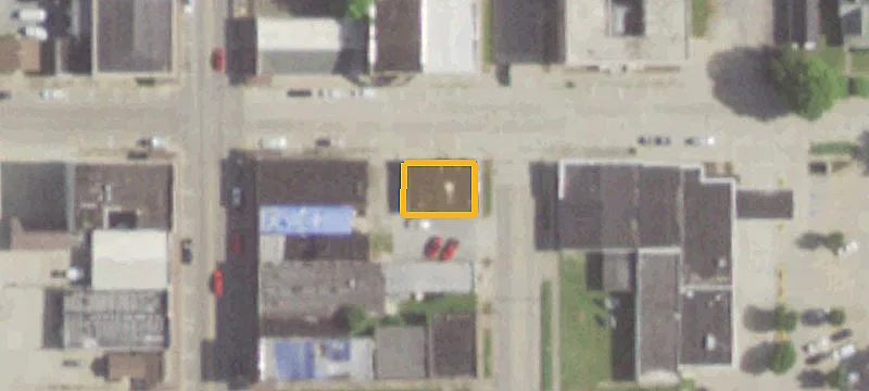 109 Commercial St