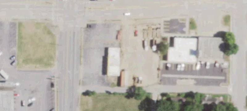 624 Commercial St