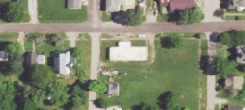 1615 Un St