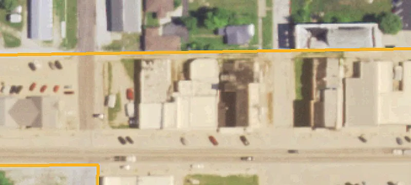 1706 Main St