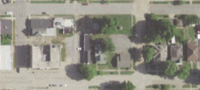208 Commercial St