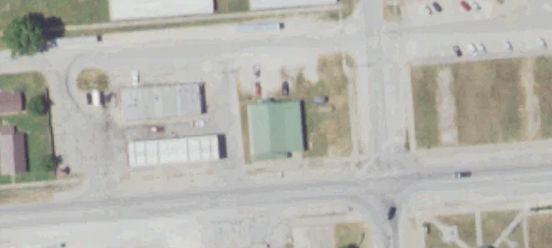 204 Commercial St