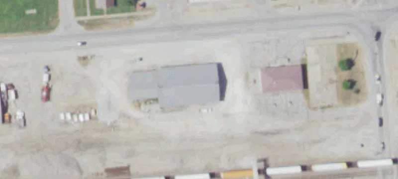300 Commercial St